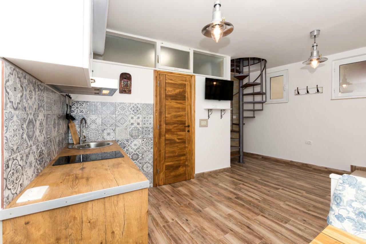Old Apartment Split
